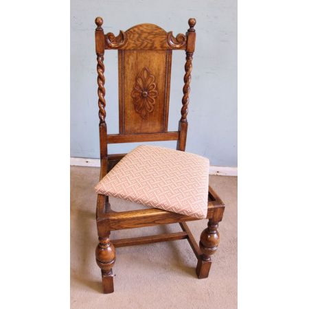 Antikes Set aus sechs Eichen-Esszimmerstühlen