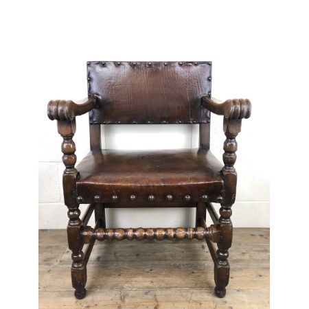 Antikes Set mit sechs Esszimmerstühlen aus Eichenholz und Leder