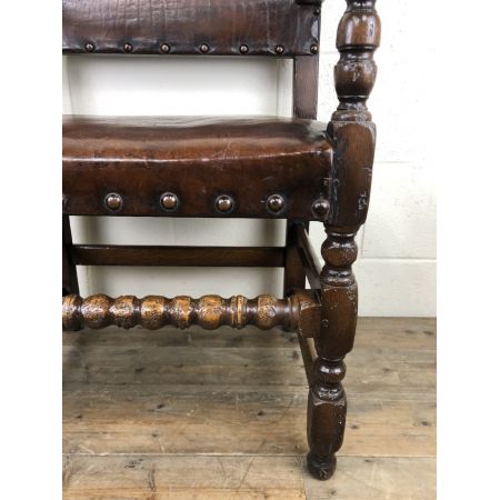 Antikes Set mit sechs Esszimmerstühlen aus Eichenholz und Leder