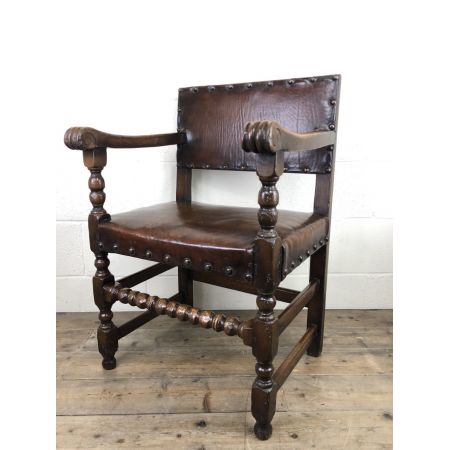 Antikes Set mit sechs Esszimmerstühlen aus Eichenholz und Leder