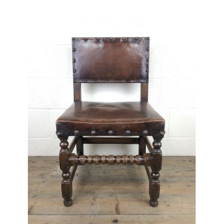 Antikes Set mit sechs Esszimmerstühlen aus Eichenholz und Leder