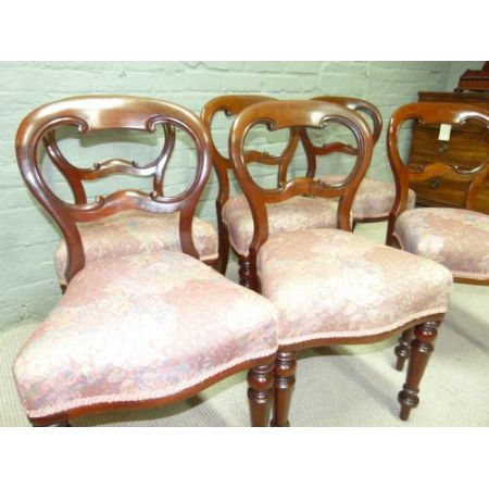 Antikes Set mit sechs Mahagoni-Stühlen von ca 1860
