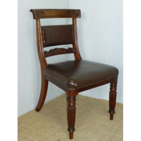 Antikes Set mit sechs gepolsterten Mahagoni Esszimmerstühle von Gilllows 