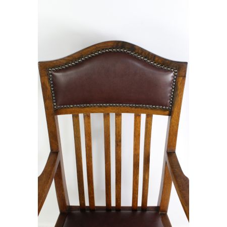 Antikes Set mit 3 Arts & Crafts Eichenstühlen