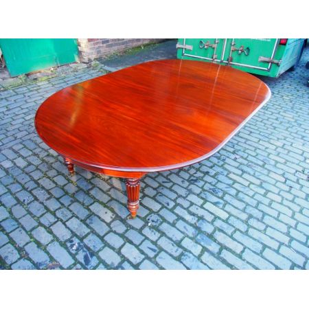 Antiker M. Willson Esstisch in Mahgoni Massivholz 1830