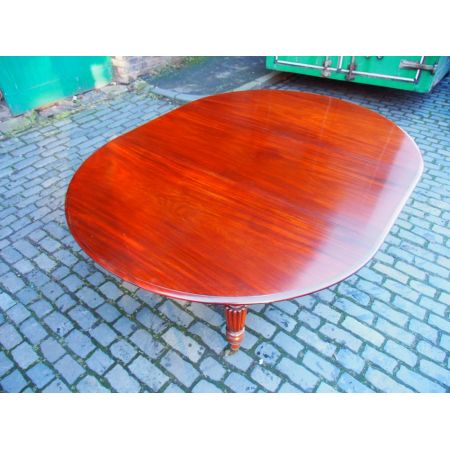 Antiker M. Willson Esstisch in Mahgoni Massivholz 1830