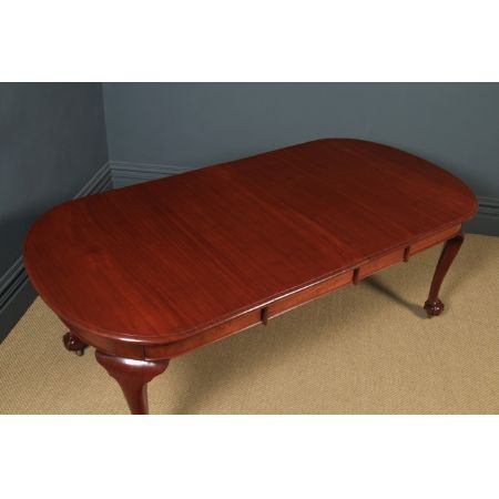 Antiker ausziehbarer Esstisch aus der viktorianischen Epoche