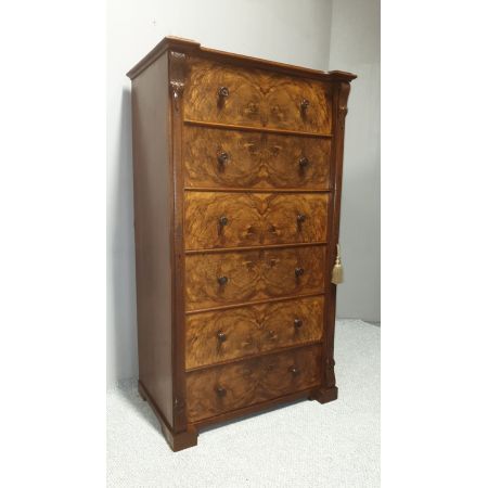 Antike Wellington Kommode aus massivem Wurzelnussholzoutstanding victorian