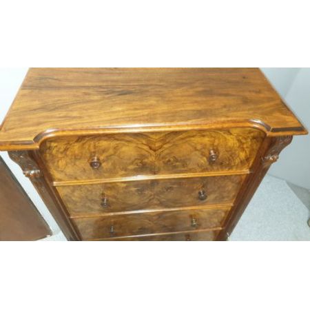 Antike Wellington Kommode aus massivem Wurzelnussholzoutstanding victorian