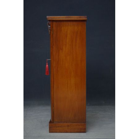 Viktorianische Wellington-Kommode aus Nussbaumholz