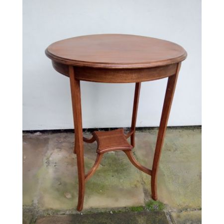 Occassional Table aus massivem Mahagoniholz antik