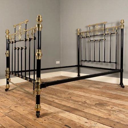 Antikes Bettgestell aus Messing und Eisen