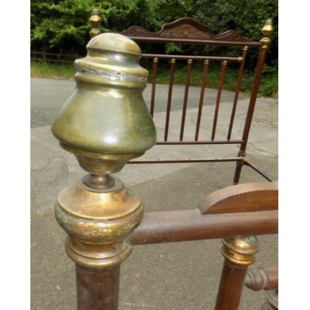 Antike Bettgestell aus Mahagoni und Messing