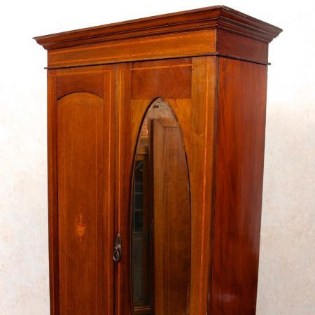 Edwardian Kleiderschrank mit Intarsien