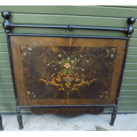 Handbemaltes Bettgestell aus Metall 19. Jahrhundert