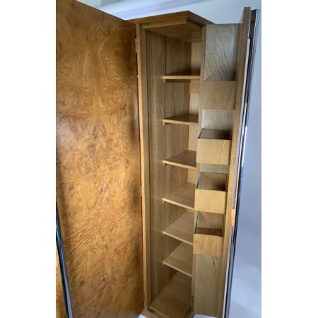 Antiker Art Deco Kleiderschrank