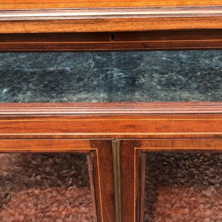 edwardianische Vitrine