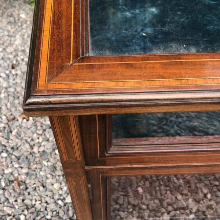 edwardianische Vitrine