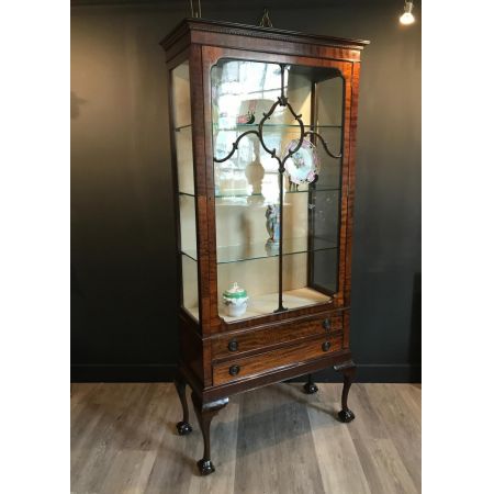 George lll Revival Vitrine