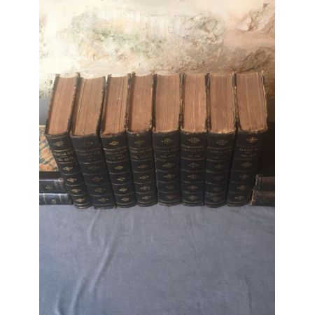 Sammlung von 12 ledergebundenen Büchern