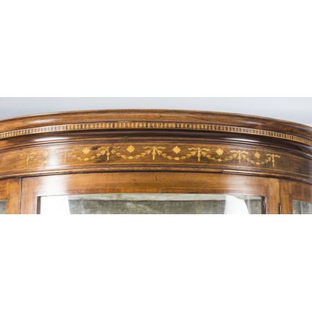 Antike edwardianische Halbmond-Glasitrine 