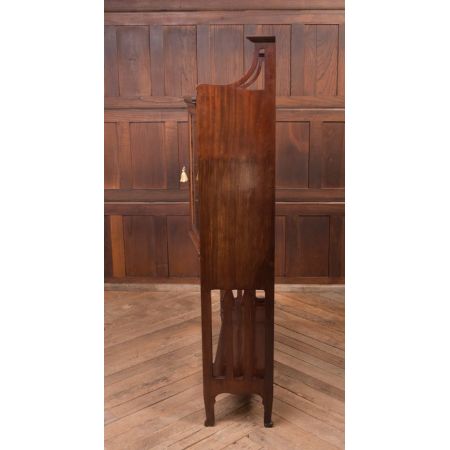 Jugendstil-Intarsien-Vitrine