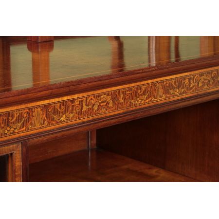 ungewöhnliche Mahagoni-Display-Sideboard-Kommode um 1900.