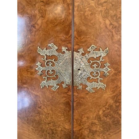 Hochwertiger Wurzelholz-Cocktailschrank