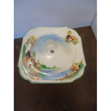 Deko Kuchenständer mit Blumendekoration