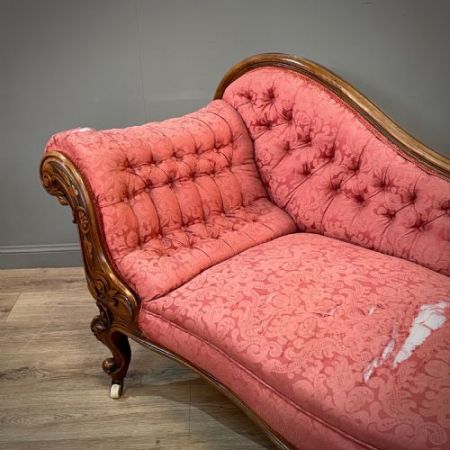 Antike Chaise Longue mit massivem Nussholzrahmen victorian