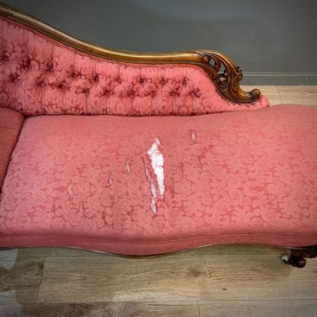 Antike Chaise Longue mit massivem Nussholzrahmen victorian