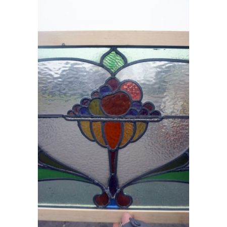 Antikes Buntglasfenster mit Obstmotiv 1910