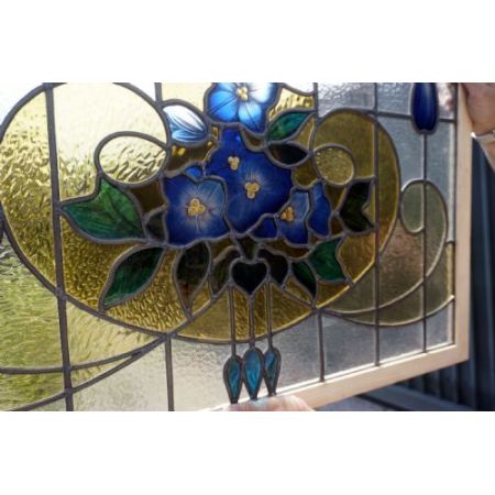 Antikes Buntglasfenster mit Blumenmotiv 1910
