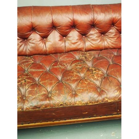 Schottisches Chesterfield-Sofa von John Taylor