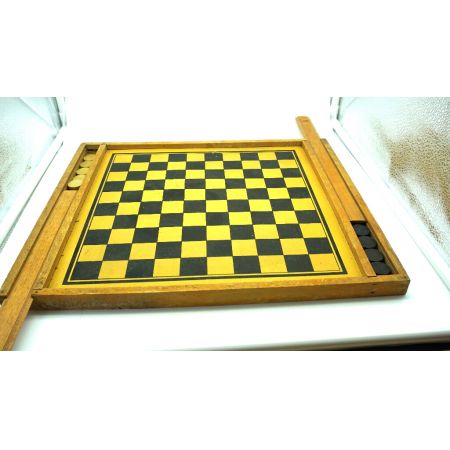 Damespiel  vintage Holzkasten mit Steinen