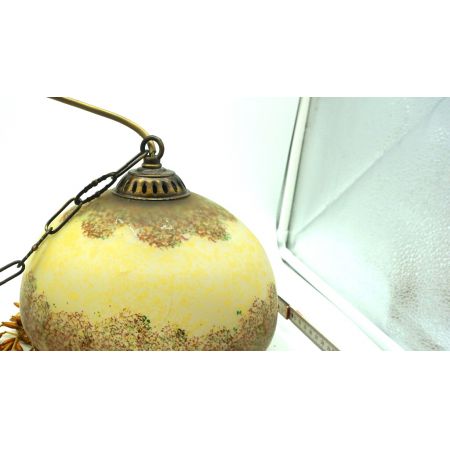 Deckenlampe Vintage mit Perlenkette Frankreich