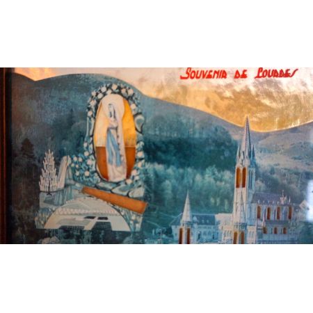 Stadtgemälde Souvenir De Lourdes im Eichenrahmen 