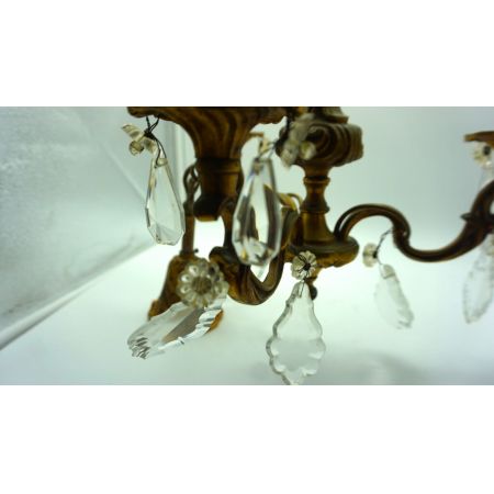 Zwei antike goldene Dreiarm Leuchter mit Kristallen