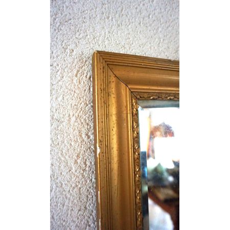 Spiegel mit goldenem Rahmen  Facettenschliff