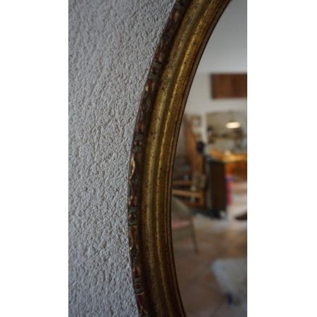 Antiker goldener Spiegel, oval