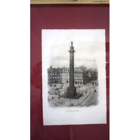 Antiker Goldrahmen mit Schwarz Weiß Gemälde Monument