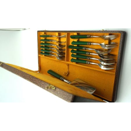 Kuchenset 13 teilig vintage im Case Schachtel 