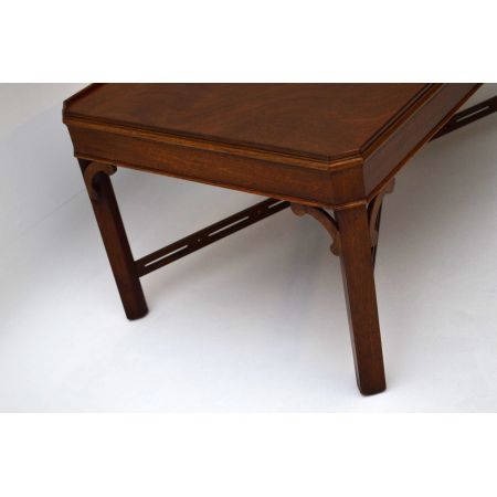 Antiker Couch Sofatisch aus Mahagoni