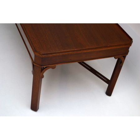 Antiker Couch Sofatisch aus Mahagoni