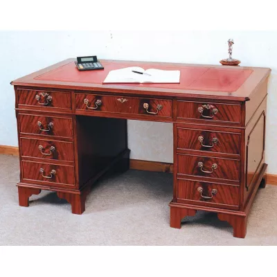 Schreibtisch "Pedestal Desk" mit Schubladen