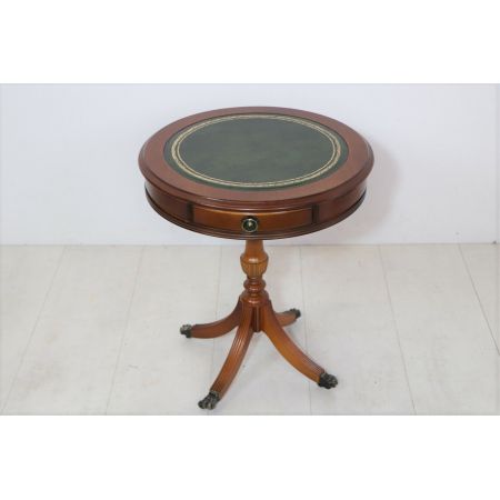 Handgefertigter Drum Table "Esher" in Eibe mit grünem Leder, englisch - sofort lieferbar