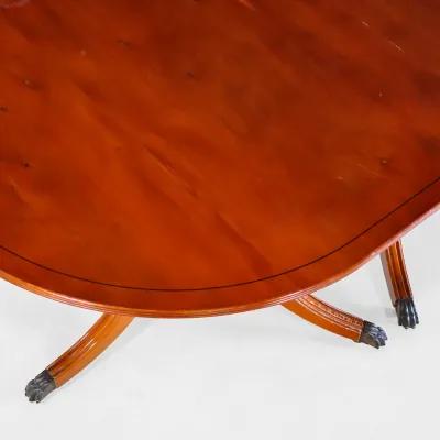 Ausziehbarer Regency Stil D-End Esstisch aus Eibe – 210 cm Länge, Platz für bis zu 8 Personen