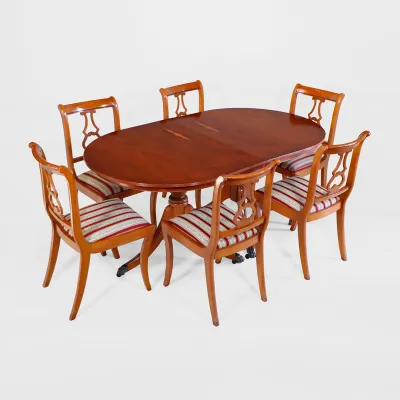 Ausziehbarer Regency Stil D-End Esstisch aus Eibe – 210 cm Länge, Platz für bis zu 8 Personen