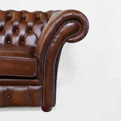 "Fort William" 4-Sitzer Original englisches Chesterfield Ledersofa