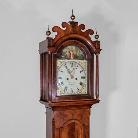 Viktorianische Pendeluhr aus edlem Mahagoni mit handgefertigtem Emaille-Ziffernblatt